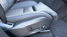 Volvo XC60 2.0 B5P Plus Dark 5dr AWD Geartronic Petrol Estate